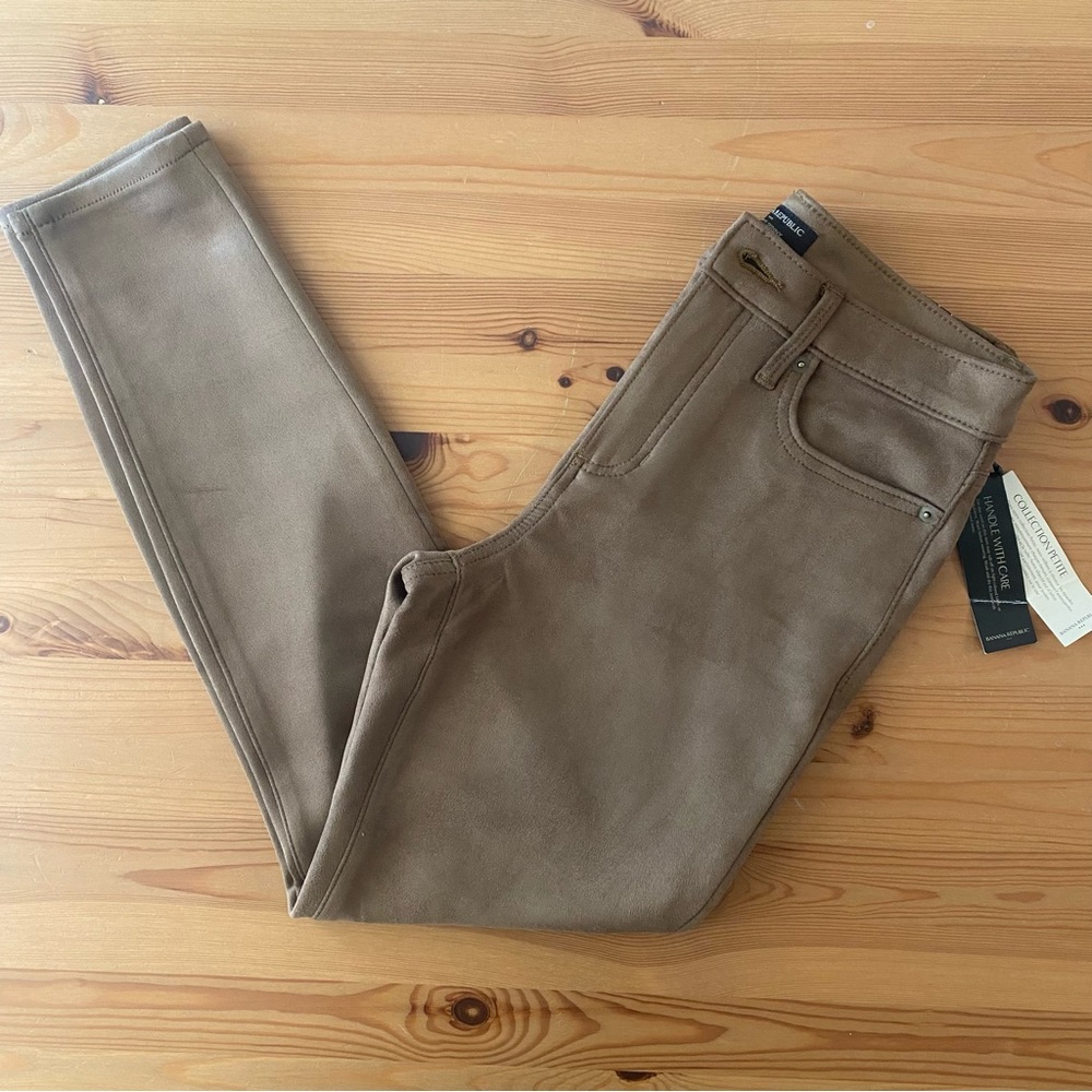 NWT Banana Republic High Rise Skinny Faux suede pants in camel, 27/4P